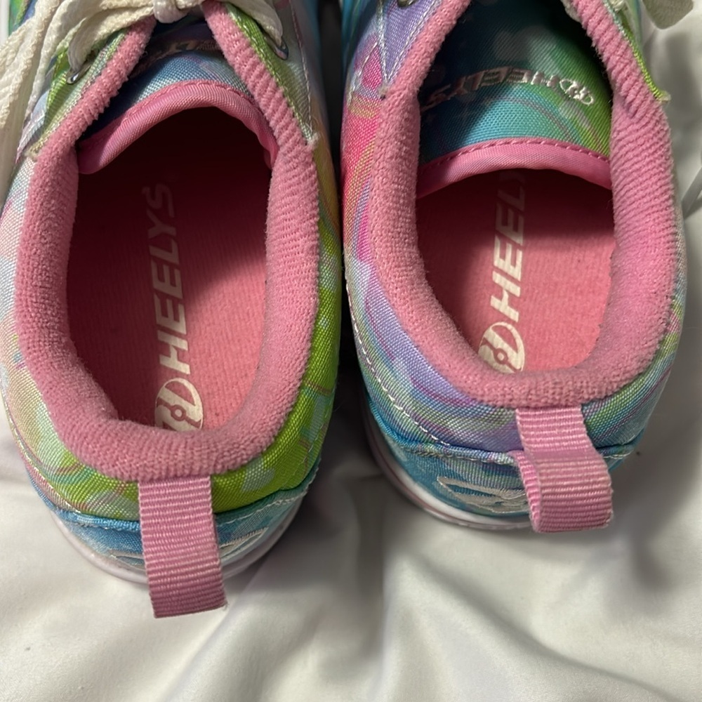 HEELYS Rainbow Shoes USA sizes youth 4 wmn’s 5 - Picture 5 of 7